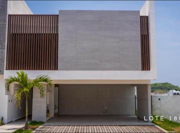 Casa de 3 habitaciones, Alvarado · Casa en Venta en Fracc. Punta Tiburon Residencial y Marina, Riviera Veracruzana