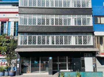 Oficina , Cuauhtémoc · Venta Edificio Habitacional con Oficinas en Cuauhtémoc, Frenta a Estacion de Metrobus en Cdmx