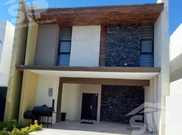 Casa · 200m² · 3 Recámaras · 2 Estacionamientos · Casa en Arteaga
