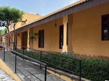 Casa · 1431m² · Casa - Villa Las Flores