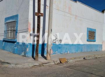 Casa · 190m² · 4 Recámaras · Casa en Venta en Esquina de Barrio Cantarranas - (4)