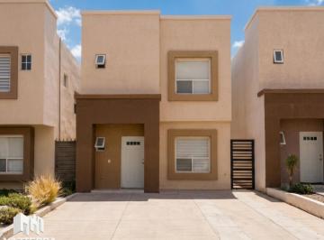 Casa de 2 habitaciones, Chihuahua · Casa en Renta Caminos del Valle