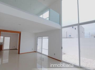 Casa de 3 habitaciones, El Marqués · Amplia Casa en Venta con Recámara en Pb y Roof Garden, Mallorca