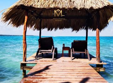 Casa · 800m² · 14 Recámaras · Hotel en Venta en Bacalar