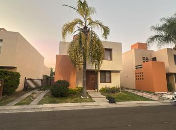 Casa en condominio · 151m² · 3 Recámaras · 3 Estacionamientos · Casa en Renta en Puerta Real