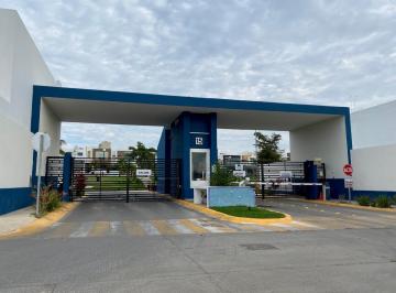 Casa · 3 Recámaras · 2 Estacionamientos · Casa en Hacienda del Seminario