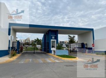 Casa · 3 Recámaras · 2 Estacionamientos · Casa en Hacienda del Seminario