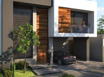 Casa de 3 habitaciones, León · Venta de Residencia Fracc. Pirules/ Alberca y Elevador en Casa / Leon Zona Norte