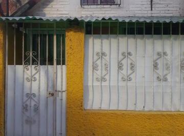 Casa de 3 habitaciones, Azcapotzalco · Casa en Venta U. Habitacional Miguel Hidalgo, Azcapotzalco.