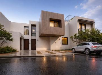 Casa · 136m² · 4 Recámaras · 2 Estacionamientos · Casa en Venta en Zibatá, 4 Recámaras, 3 Baños Competos, Hermosa, Gran Ubicación