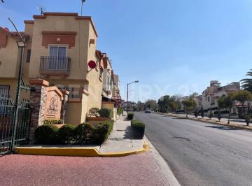 Casa · 59m² · 2 Recámaras · 1 Estacionamiento · Casa en Venta en Villas del Real Segunda Secc. Tecámac Edo. Méx