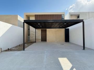 Casa en condominio · 330m² · 4 Recámaras · 2 Estacionamientos · Residencia en Venta en La Mejor Zona de Mérida con Amenidades Premiun