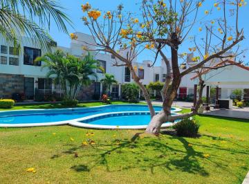 Casa de 2 habitaciones, Emiliano Zapata · Casa en Venta Los Olivos Tezoyuca Seminueva con Patio Si Creditos