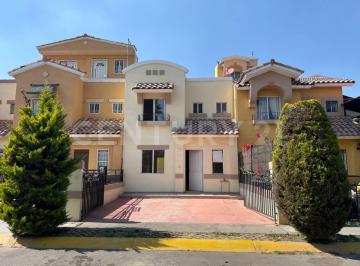 Casa · 95m² · 2 Recámaras · 2 Estacionamientos · Casa en Venta en Fraccionamiento Real de Sol, Tecámac Edo. Méx