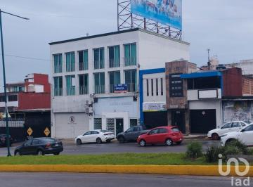 Oficina · 150m² · 8 Recámaras · Oficina en Renta