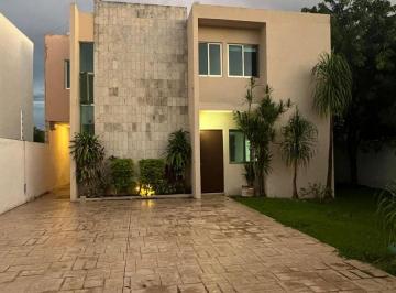 Casa de 3 habitaciones, Mérida · Amplia Casa en Venta en Dzitya