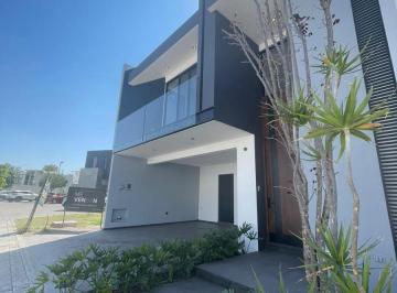 Casa · 239m² · 3 Recámaras · 2 Estacionamientos · Casa en Venta Parque Foresta Lomas de Angelópolis San Andrés de Cholula Puebla.
