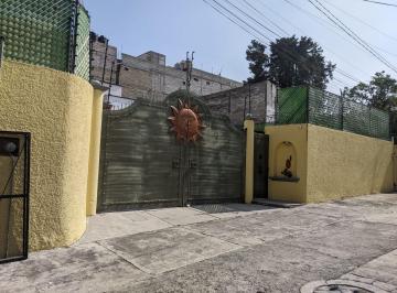 Casa de 3 habitaciones, Cuautitlán Izcalli · Casa en Renta en Fracc. Solo 3 Casas | $14,000 Mantenimiento Incluido