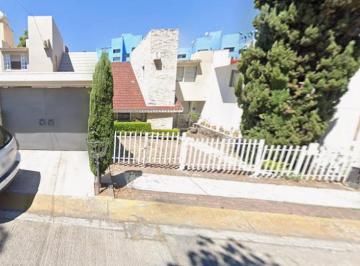 Casa de 3 habitaciones, Naucalpan de Juárez · Venta de Casa Enla Col. Jardines de Satelite, Naucalpan de Juarez, Edo Mex