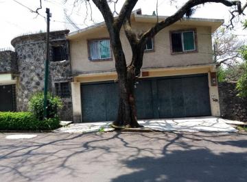 Casa de 5 habitaciones, Cuernavaca · Casa en Venta 1556 m²