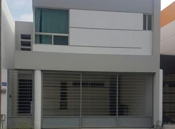 Casa · 176m² · 3 Recámaras · 2 Estacionamientos · Casa en Venta Residencial Real de La Silla, Guadalupe Nl