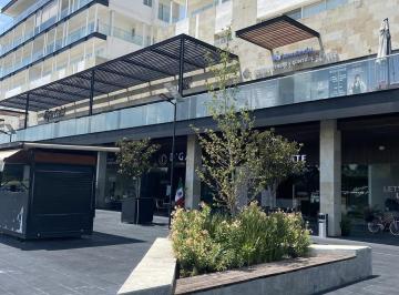 Local comercial · 103m² · 100 Estacionamientos · Se Vende o Renta Local en El Campanario, Querétaro