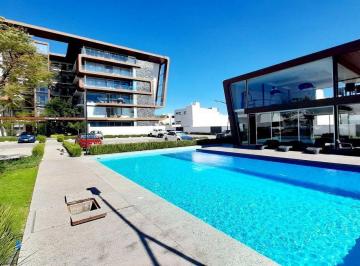 Departamento · 2 Recámaras · 2 Estacionamientos · Venta de Penthouse Punta Milenio, Excelente Ubicación!