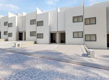Casa en condominio · 2 Recámaras · 1 Estacionamiento · Casa en Colinas del Santuario con Excelente Ubicación, Corregidora, Qro.