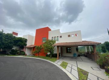 Casa en condominio · 285m² · 4 Recámaras · 2 Estacionamientos · Venta Casa en Claustros del Sur Centro Sur, Querétaro