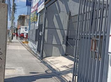 Local comercial · 1000m² · 20 Estacionamientos · Renta Local Comercial Sobre Bernardo Quintana en Loma Dorada Querétaro