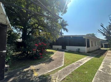 Casa · 300m² · 4 Recámaras · 2 Estacionamientos · Casa en Venta, Se Vende Como Terreno