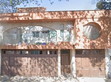Casa de 3 habitaciones, Coyoacán · Excelente y Hermosa Casa en Av Paseo del Bosque, Taxqueña, Coyoacán, Cdmx.