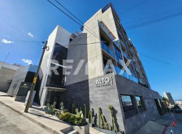 Departamento · 154m² · 2 Recámaras · 2 Estacionamientos · Departamento en Venta en Zona Dorada, con Vista a La Ciudad en Tijuana