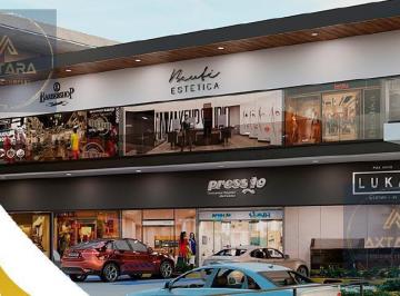 Local comercial · 140 Estacionamientos · Local en Zakia