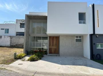 Casa en condominio de 2 habitaciones, Tlajomulco de Zúñiga · Casa en Venta Bosque Real Tlajomulco