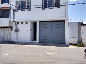 Oficina · 462m² · 8 Recámaras · 4 Estacionamientos · Edificio en Venta en Tenango del Valle