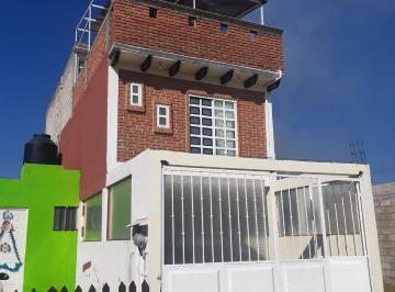 Casa · 135m² · 2 Recámaras · 1 Estacionamiento · Casa en Venta en Rincón del Alamo.