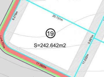 Terreno / Lote · 242m² · Terreno en Venta en Zavaleta