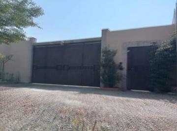 Casa · 371m² · 3 Recámaras · 6 Estacionamientos · Casa en Venta en Sn. Martín Hidalgo, Jalisco