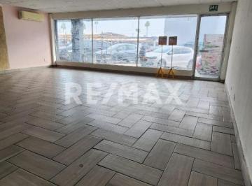 Local comercial · 75m² · Local en Renta - (4)
