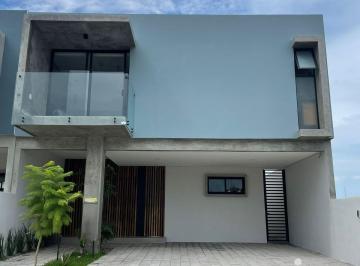 Casa · 163m² · 3 Recámaras · 2 Estacionamientos · Casa en Venta en Fraccionamiento Lomas de Mediterráneo, Alvarado Veracruz