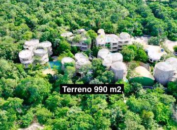 Terreno / Lote · 990m² · Terreno en Venta en Tulum – Ubicación Estratégica Junto Al Hotel Kan Tulum