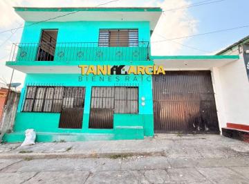 Casa de 1 habitación, Córdoba · Vendo Propiedad en Córdoba a Unas Calles de La Central Camionera Ado.