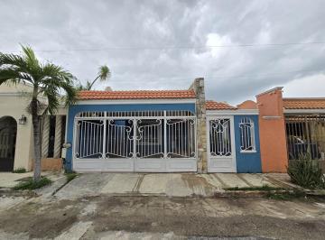 Casa · 139m² · 3 Recámaras · 2 Estacionamientos · Casa en Venta en Mérida, Oriente de La Ciudad, Misné