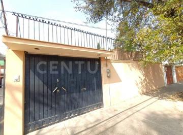 Casa en condominio · 250m² · 4 Recámaras · 3 Estacionamientos · Casa en Condominio en Venta en Barrio San Lucas, Coyoacán Cdmx