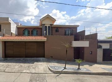 Casa de 4 habitaciones, Guadalajara · Casa en Venta en Providencia Gdl ¡Excelente Oportunidad de Inversiòn Recuperaciòn Hipotecaria!