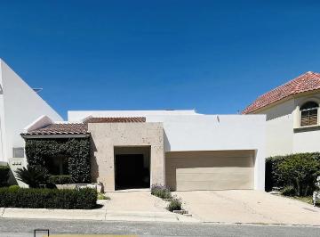 Casa 480m² Venta  · Casa en Venta - Zona Valles