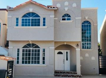 Casa · 251m² · 3 Recámaras · 2 Estacionamientos · Casa en Venta Altabrisa Tijuana - (4)
