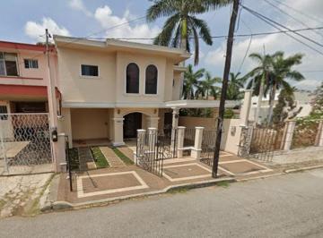 Casa de 4 habitaciones, Tampico · Venta de Casa en Tampico, Tamaulipas.