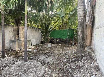 7152e17bee0eefeb7510d8cde5fa5d4504f62777326402a007140929d59109e3 · Terreno con Construcción en Venta a Pasos de Av Tecnológico, Norte de Mérida